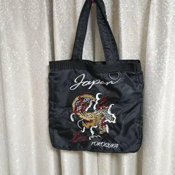 나일론 스카잔 드래곤 자수 패턴 토트백 정사각형