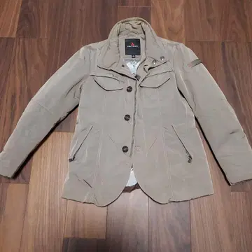 퓌테리 다운 자켓 벤슨