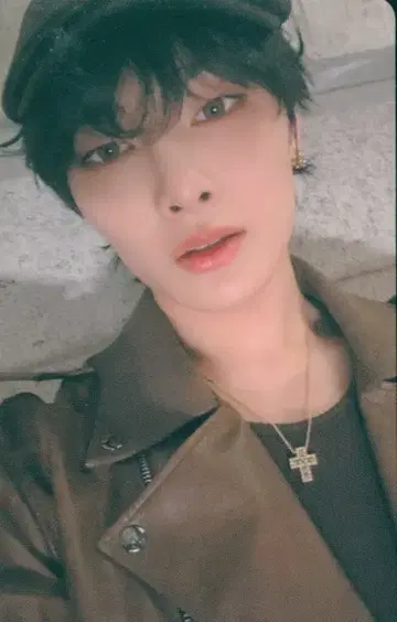 StrayKids SonyMusic I.N Hollow