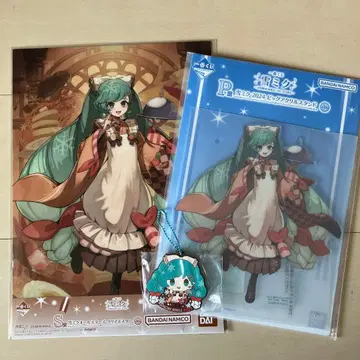 유키 미쿠 제일복권 아크릴 스탠드 클리어 포스터 러버 참 2024