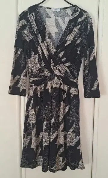 에제리(EGERIE) 원피스