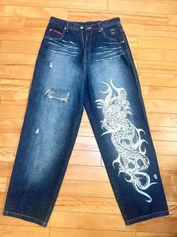 Top town 드래곤 자수 데미지 데님 팬츠