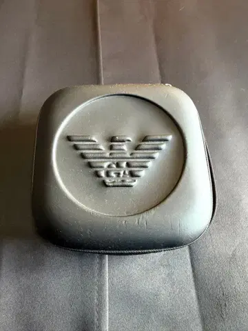 Emporio Armani 트래블 파우치 삼성 대응