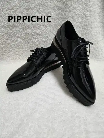 PIPPICHIC 레이스업 슈즈 22.5 통굽 웨지솔 블랙