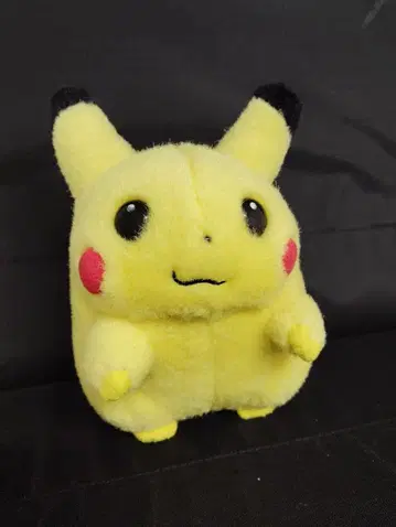 피카츄 TOMY 초기 봉제 인형