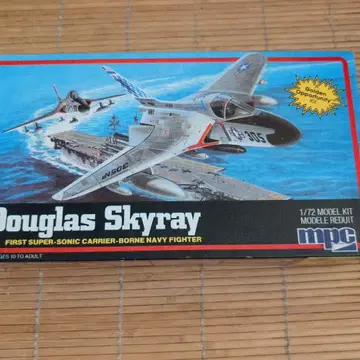 mpc 1/72 F4D-1 스카이레이