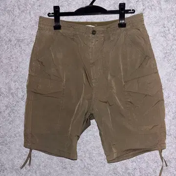 논네이티브 밀리터리 숏팬츠