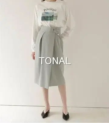 [ 새상품급 ] TONAL MULTI 아지메 턱 타이트 스커트 민트 그린