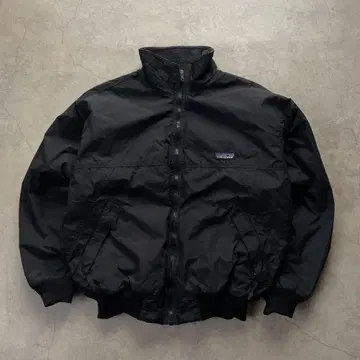 Patagonia 파타고니아 쉘드 신틸라 로고 블랙