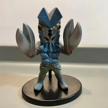 컨버지 모션 울트라맨 발탄 성인