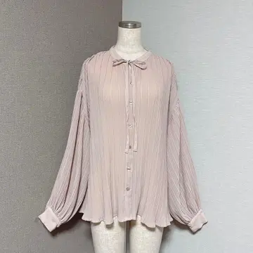 아프레 주르 플리츠 리본 볼륨 슬리브 블라우스