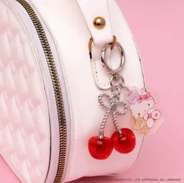 산리오 Sanrio 반짝반짝 후르츠 참 키티 체리