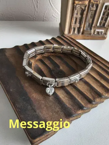 나라 까미체 신축 팔찌 문스톤 하트 참