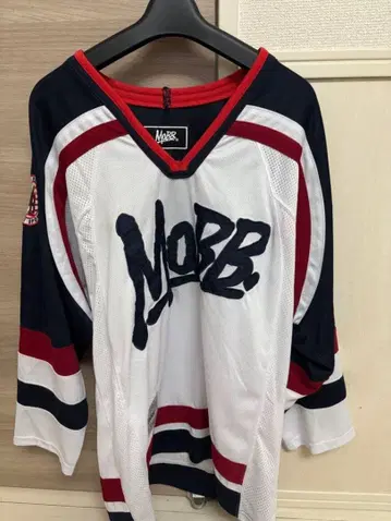 MOBB 메쉬 저지 V넥 게이밍 셔츠