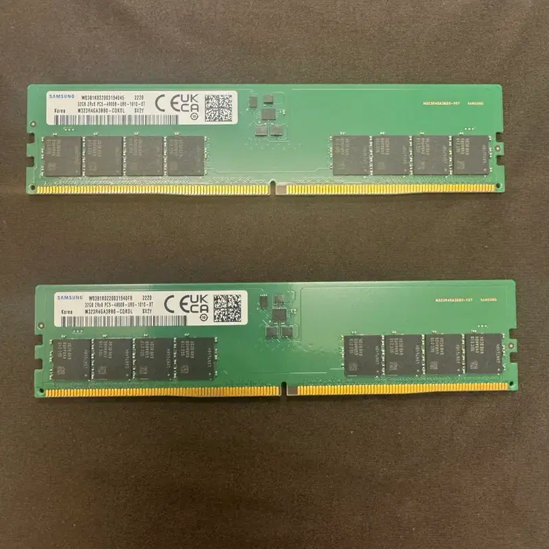 삼성 32GB DDR5 4800 램 2개