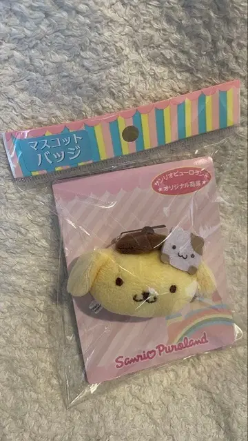 산리오 퓨로랜드 한정판 굿즈 마스코트 배지 폼폼푸딩 마핀