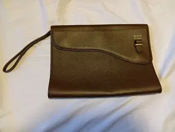 Pelle Morbida 브라운 클러치백