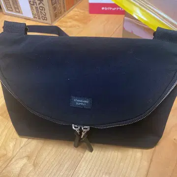 스탠다드 서플라이 펠리칸 숄더 블랙
