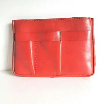 HERZ 백 인 백 레드