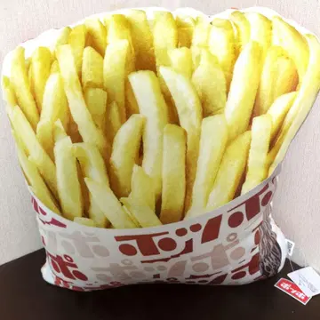 [ 미사용 새상품 ] 뽀뽀 말랑말랑 감자 쿠션