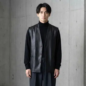 G7305* 어반 리서치 센스 오브 플레이스 가죽 베스트 블랙 M