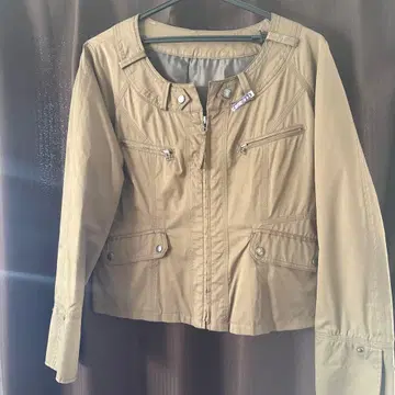 카키 밀리터리 자켓 오찌클럽