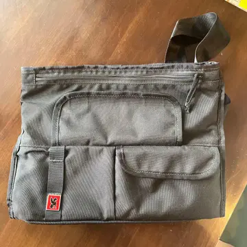 Chrome Chekhov 크롬 숄더백