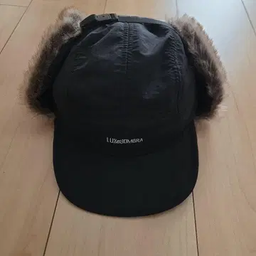 LUZeSOMBRA 루스이손브라 블랙 플라이트 캡