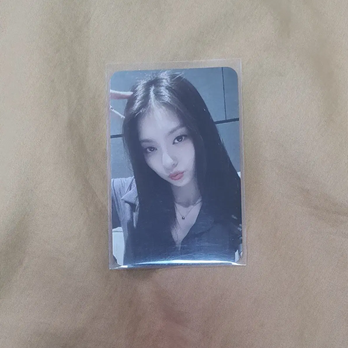 Buy FROMIS_9 Signed albums, Rare photocards on Bunjang!