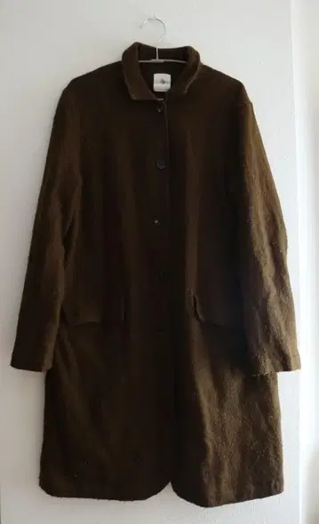 메종드소일 카라 부착 울 코트 브라운