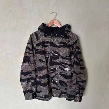 SASSAFRAS 사사프라스 브로워버드 코트