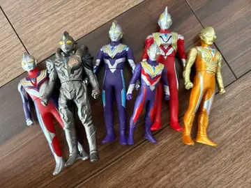 울트라맨 트리거 소프트 비닐 6개 세트