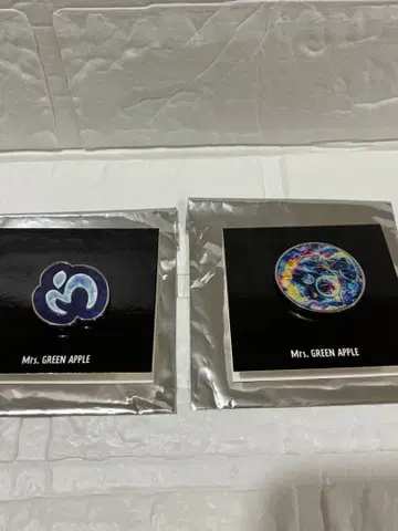 미세스 그린애플 젠진 핀 배지