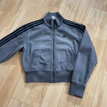 아디다스 숏 기장 데님 자켓 트랙탑