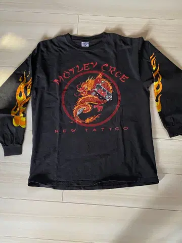 MOTLEY CRUE 롱티 L 머틀리 크루