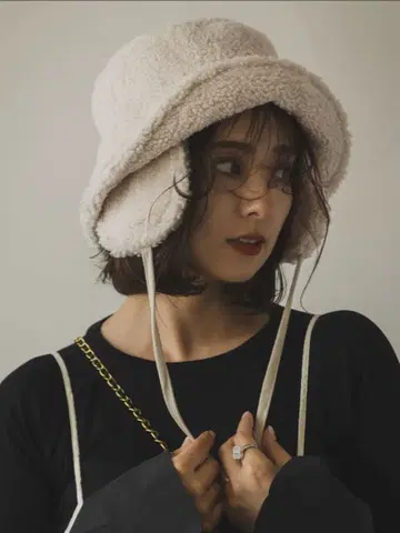 rectangle 이아마후 보아 버킷 햇