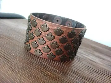 메이플리프 가죽 뱅글