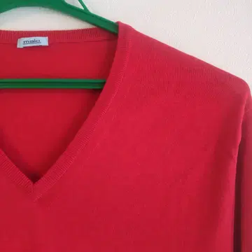 malo V넥 코튼 니트