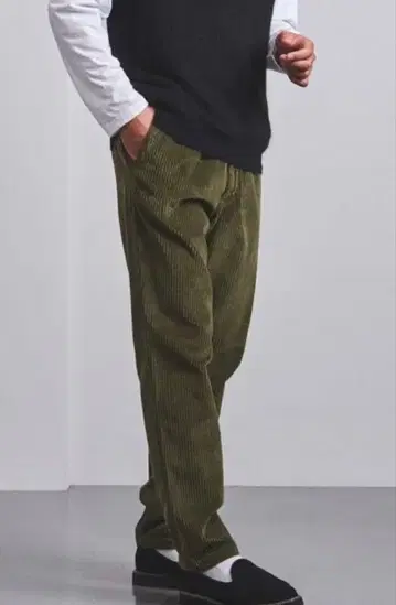 정가 26,400엔 BARENA 코듀로이 팬츠