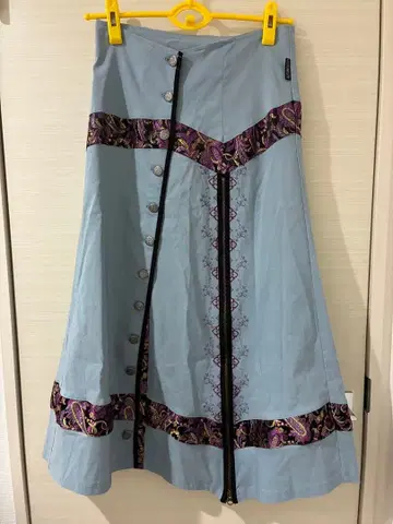 Ozz oneste / 자카드 절개 롱 스커트 라이트 블루