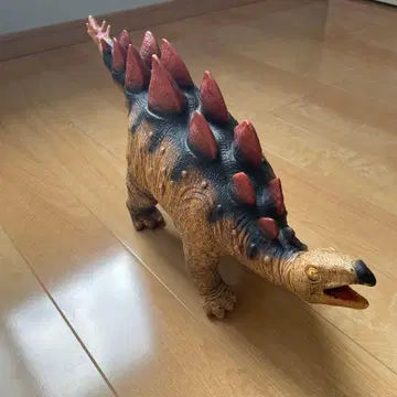 공룡 피규어 스테고사우루스