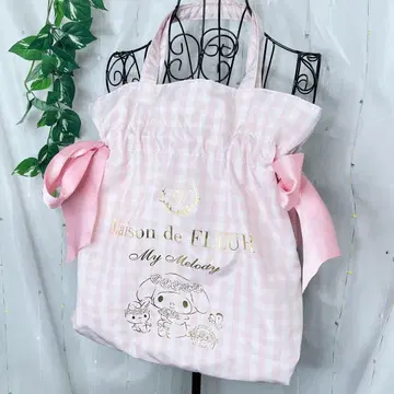 Maison de FLEUR 마이멜로디 리본 토트백 625
