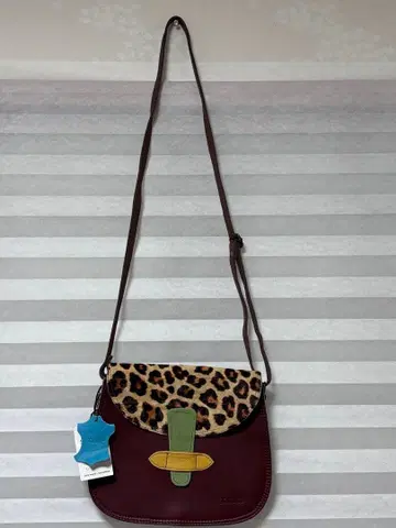 Soruka 솔카 리버서블 숄더백 리사이클 가죽제