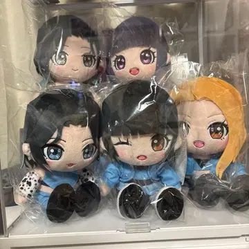 LESSERAFIM 봉제 인형