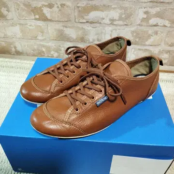 mobus 스니커즈 천연 가죽 브라운 39 24.5 초경량