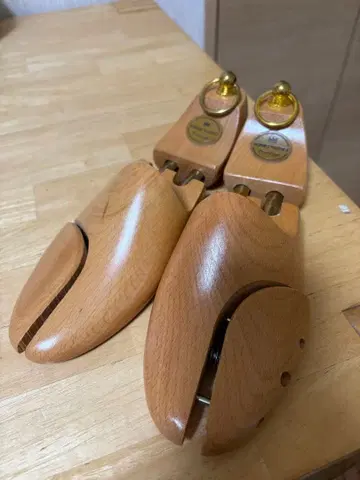 킹야드 프레스티지 EU39/40 슈트리 슈키퍼