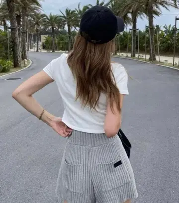 DIANTE 하이 웨이스트 립 니트 쇼츠 그레이