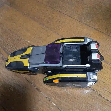 사이드 버셔 가면라이더 카이자