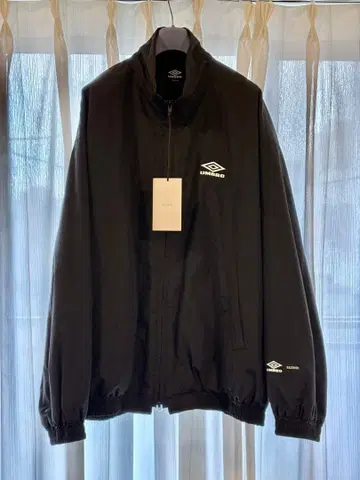 ssstein UMBRO CO/NY POPLIN PADDED JACKET