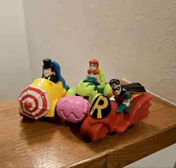 맥도날드 DC 배트맨 애니메이션 포이즌 아이비 로빈